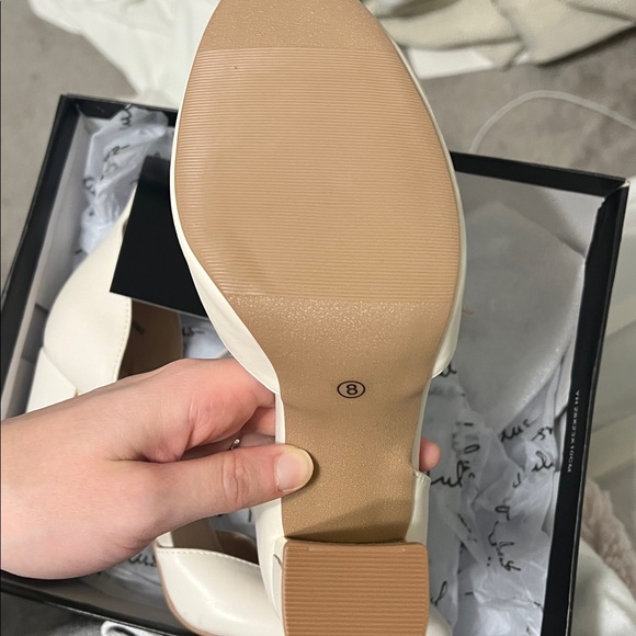 Lulu's Cream and Gold Block Heels - Picture 4 of 4